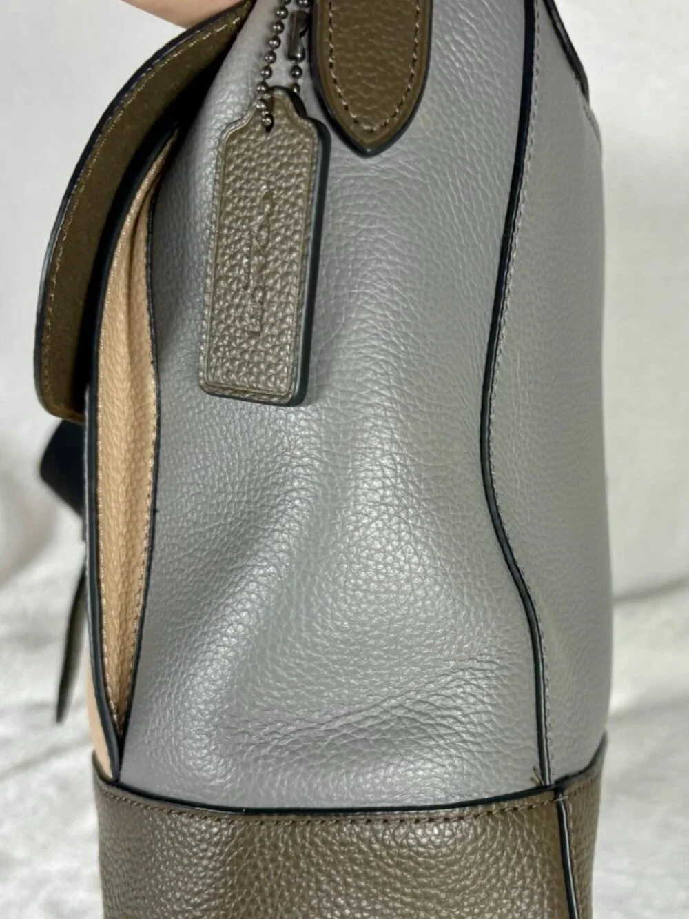 Coach Hudson Messenger Bag Colorblock in Olive Green, Cream and Grey Leather
